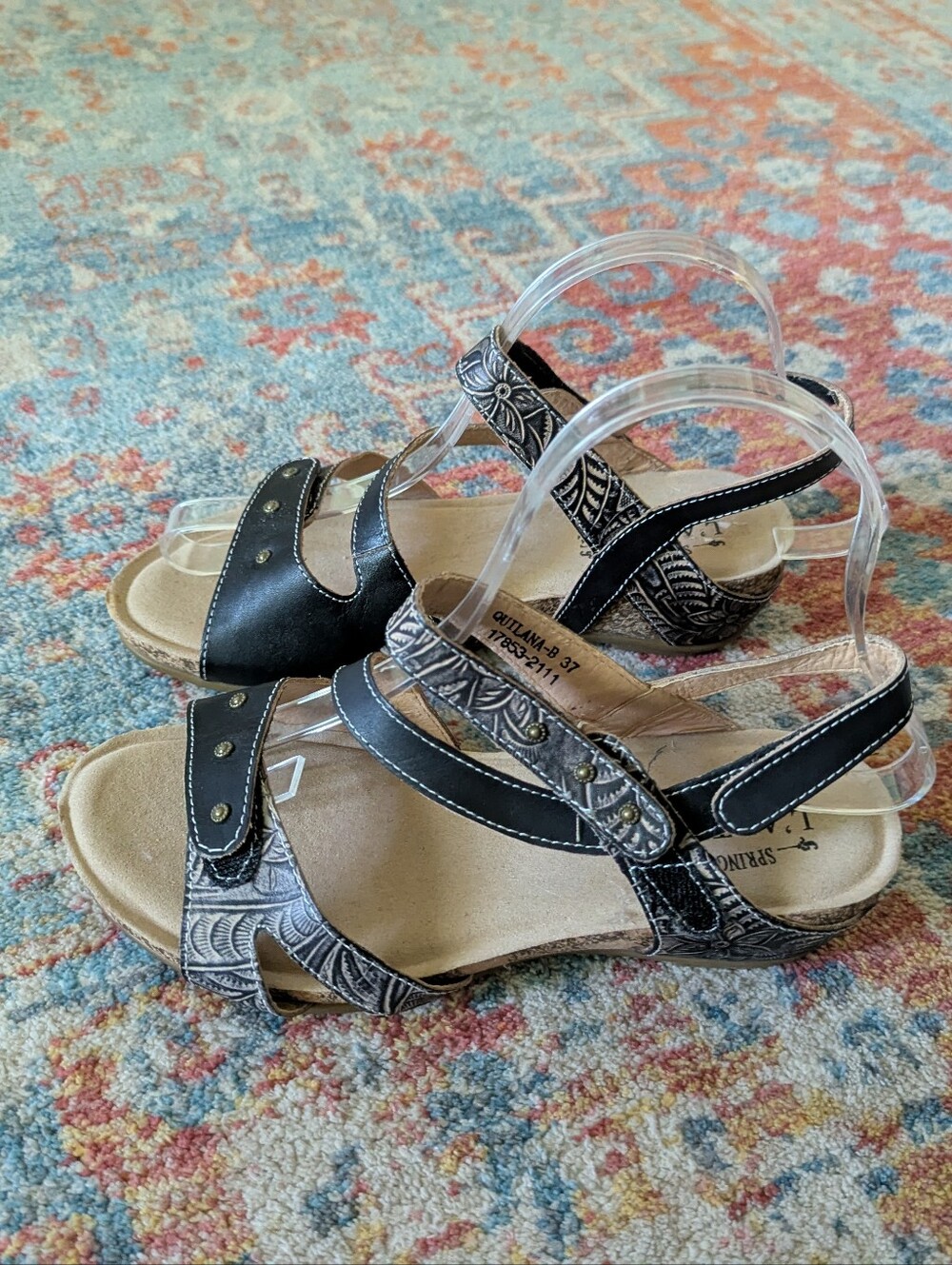 L'Artiste Quilana-B Leather Ankle Strap Black Sandal Women's 37 US 6.5-7